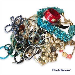 Jewelry lot for crafters or repurposing, some reselling.